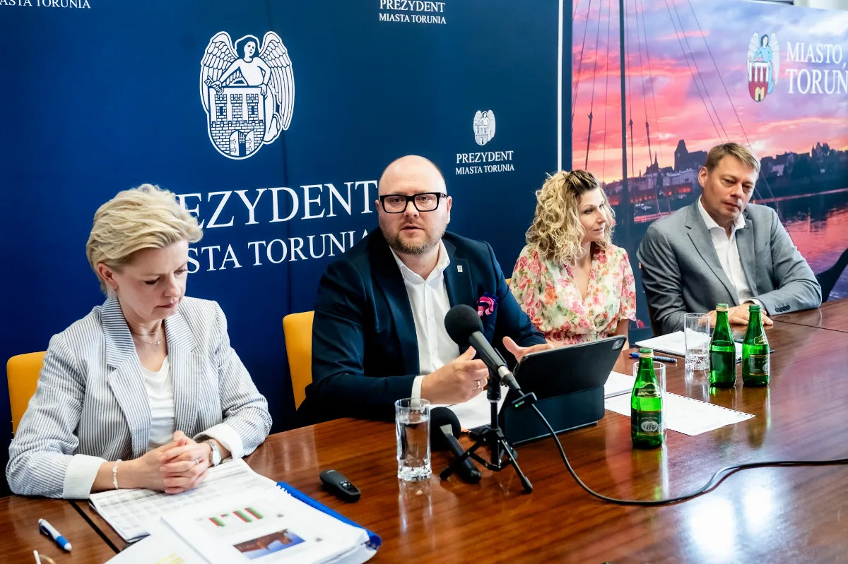 Toruń z dodatnim wynikiem budżetowym i ponad 2,1 mld zł na rozwój