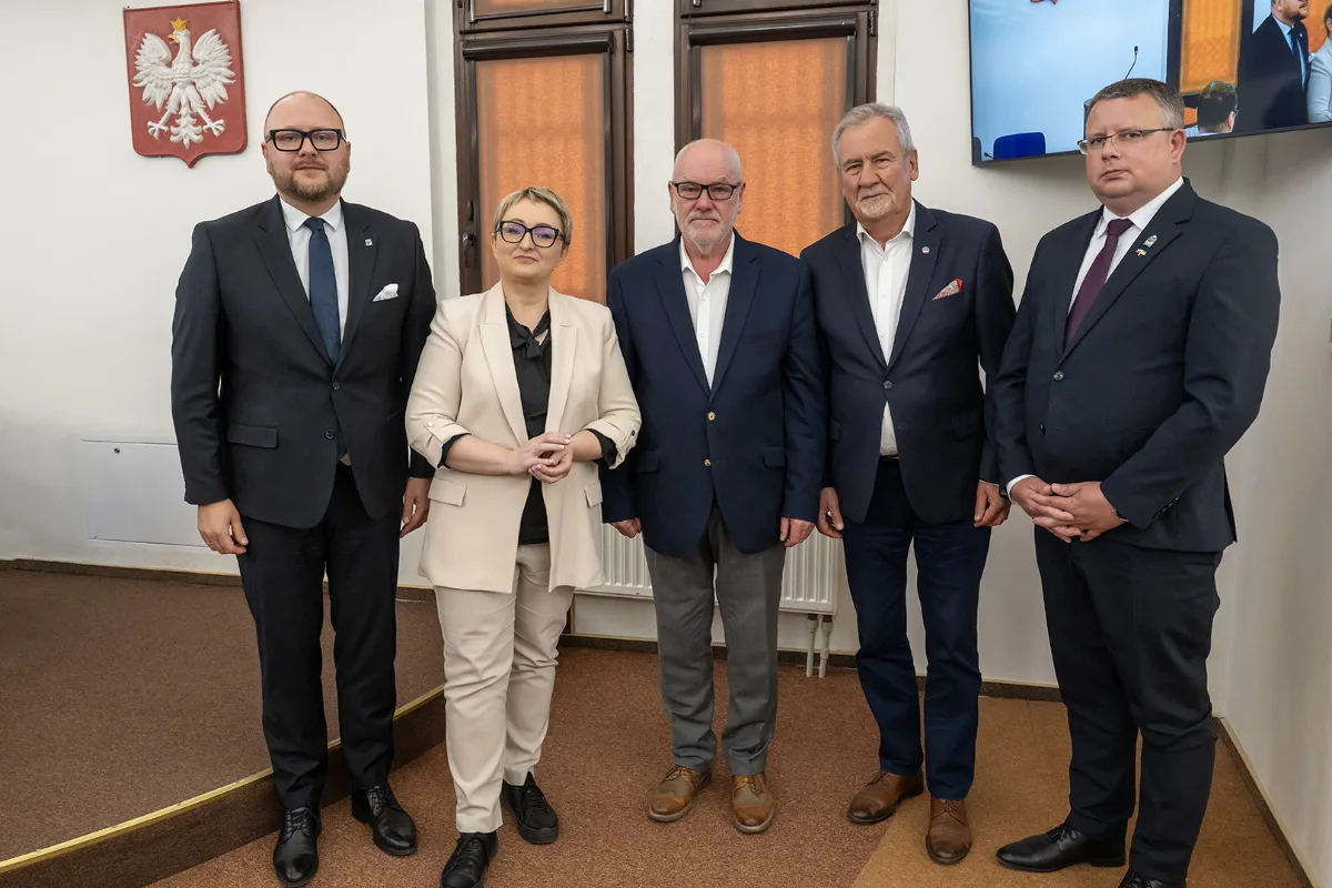 Radny Michał Wojtczak otrzymał prestiżowe odznaczenia