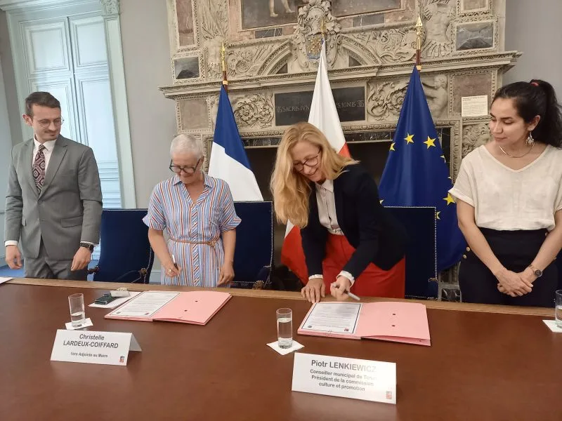 Toruń i Angers odnowiły umowę partnerską