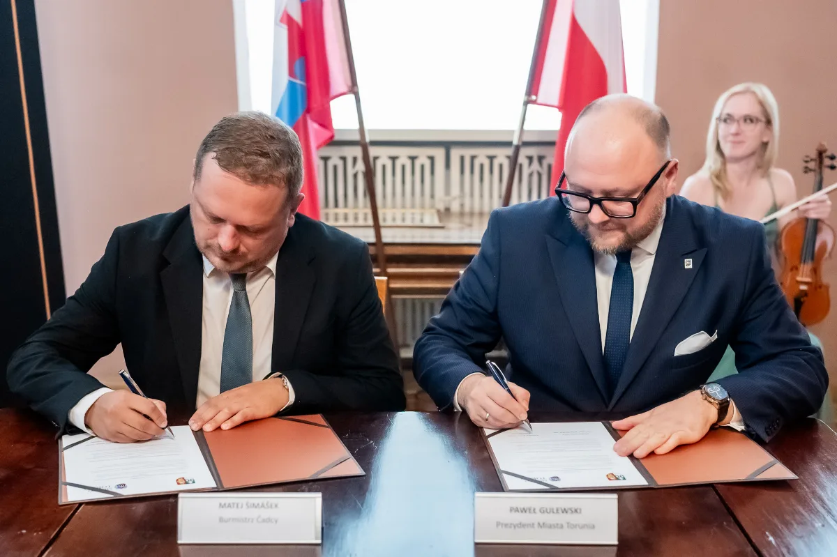 Toruń i Čadca odnawiają współpracę z okazji 30-lecia przyjaźni