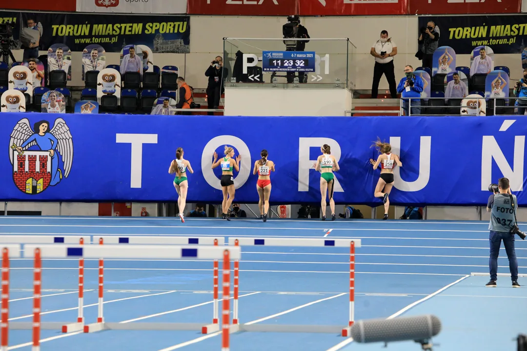 Konkursy ofert na profilaktykę uzależnień oraz wydarzenia sportowe w Toruniu