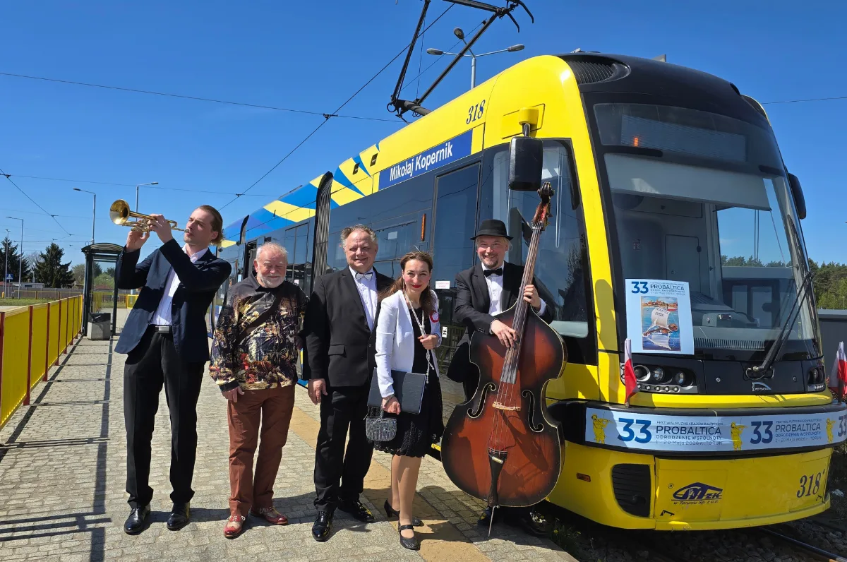 Muzyczny tramwaj PROBALTIKI przejechał przez Toruń