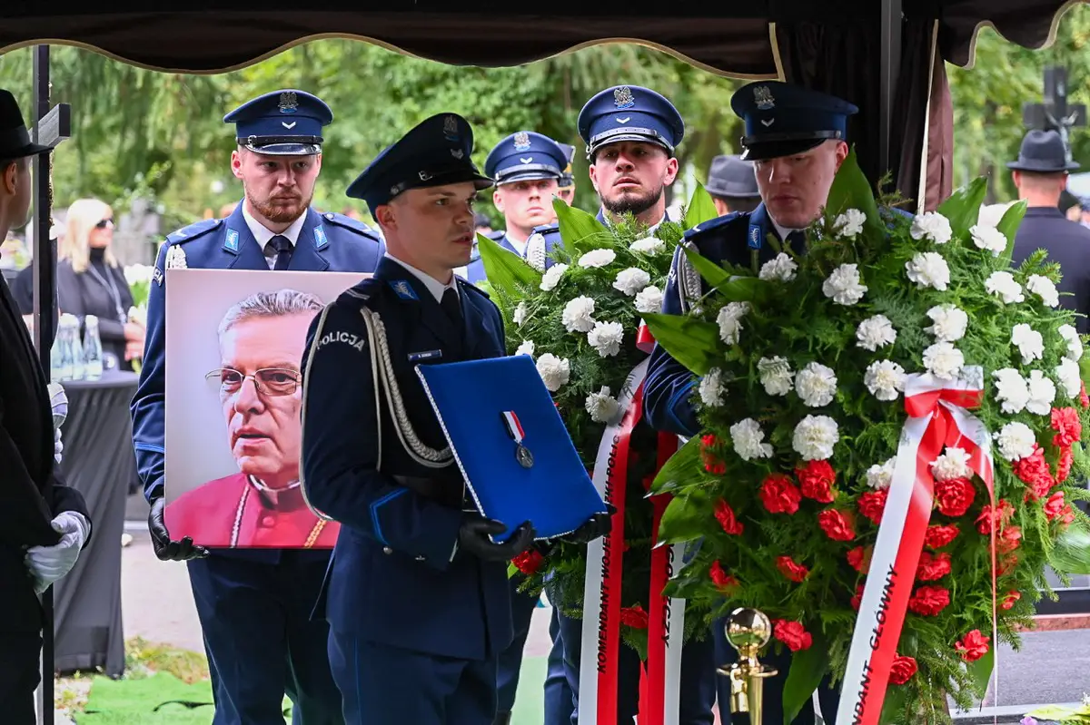 Uroczystości pogrzebowe ks. infułata Stanisława Kotowskiego
