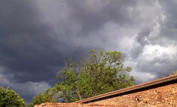 Ostrzeżenie o burzach w Toruniu