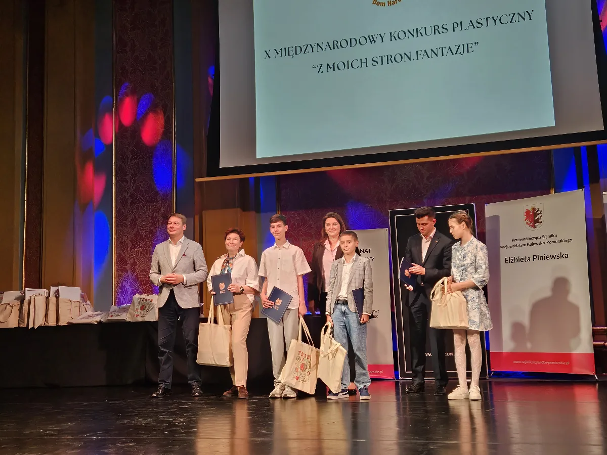Młodzież z Kowna uczestniczyła w konkursie plastycznym w Toruniu