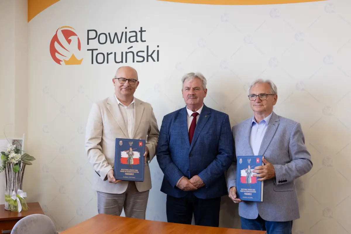 Roman Grzebel odwiedził Starostwo Powiatowe w Toruniu