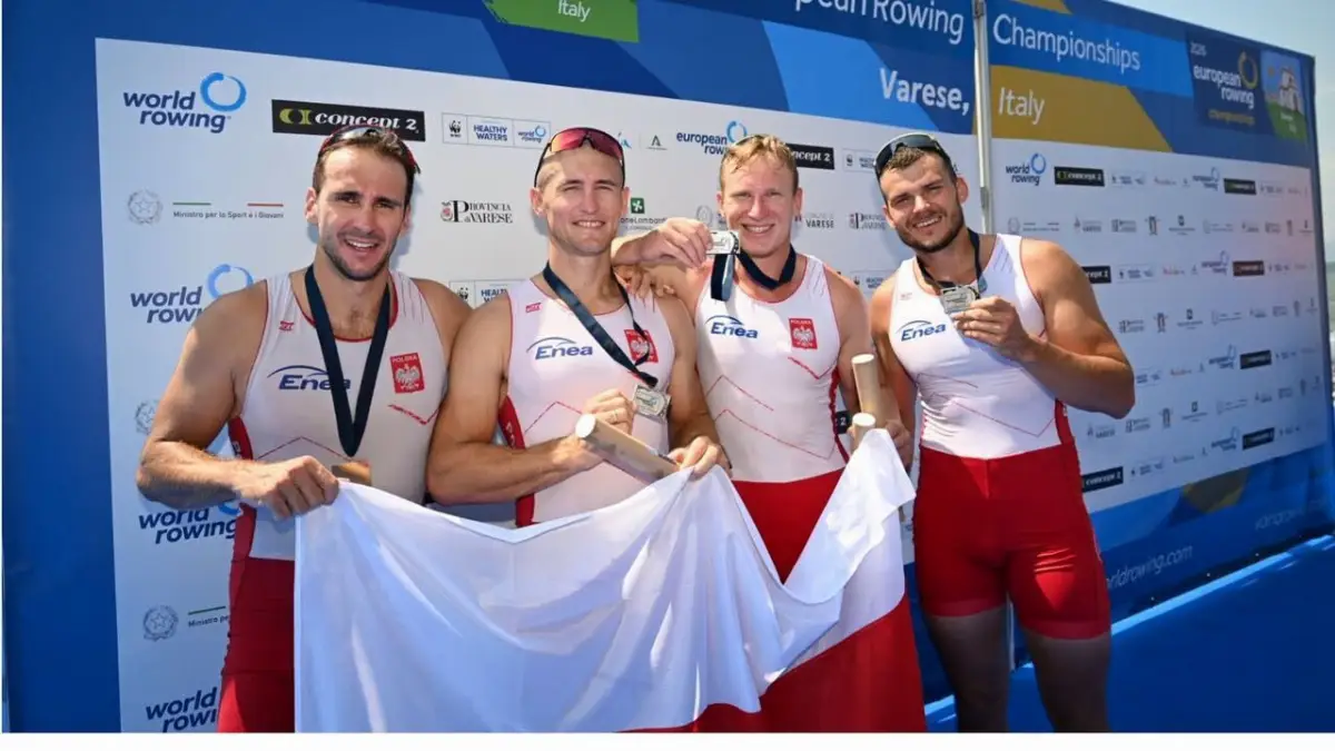 Srebrny medal dla polskiej czwórki podwójnej w Varese