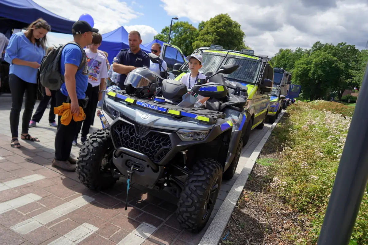 Festyn z okazji Wojewódzkich Obchodów Święta Policji w Toruniu