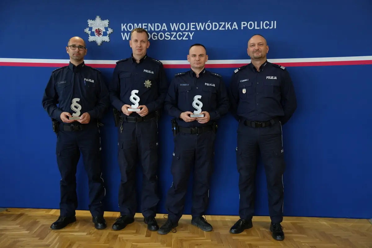 Zwycięzcy wojewódzkich eliminacji VI Ogólnopolskiego Konkursu dla policjantów - oskarżycieli publicznych
