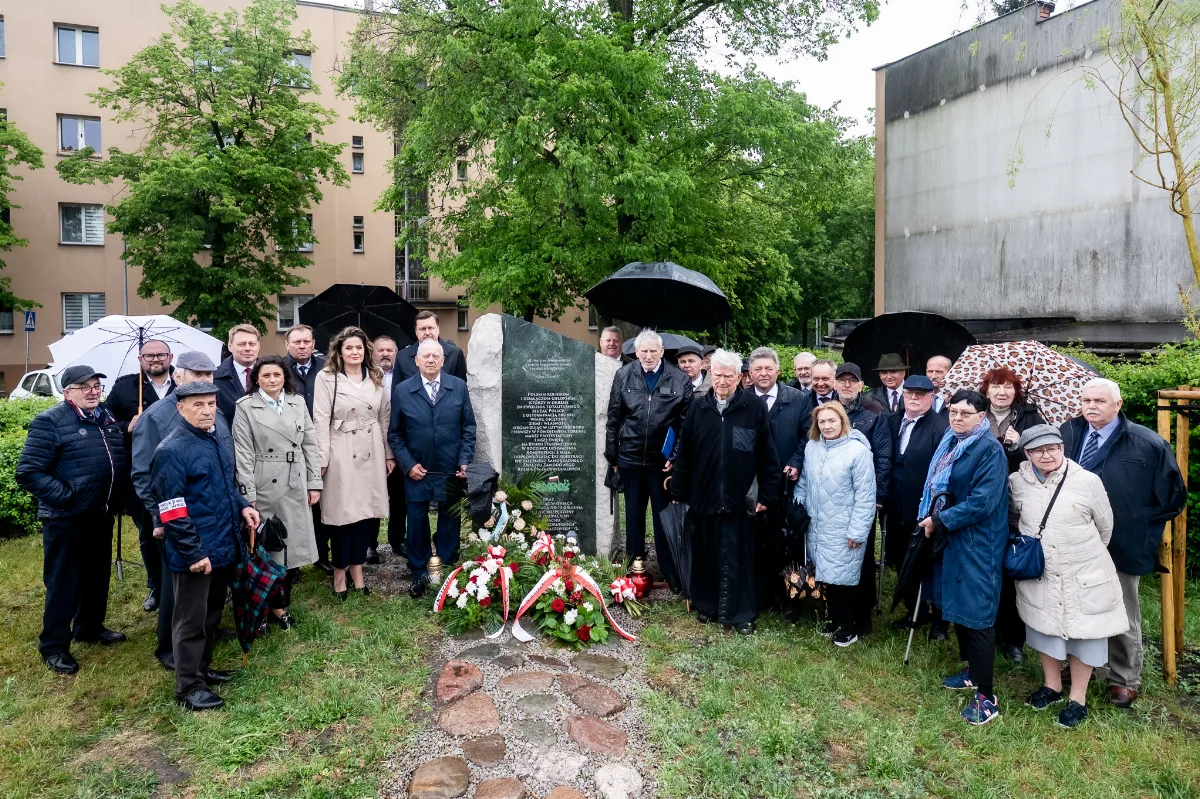 Obchody 45. rocznicy rejestracji rolniczej 'Solidarności' w Toruniu