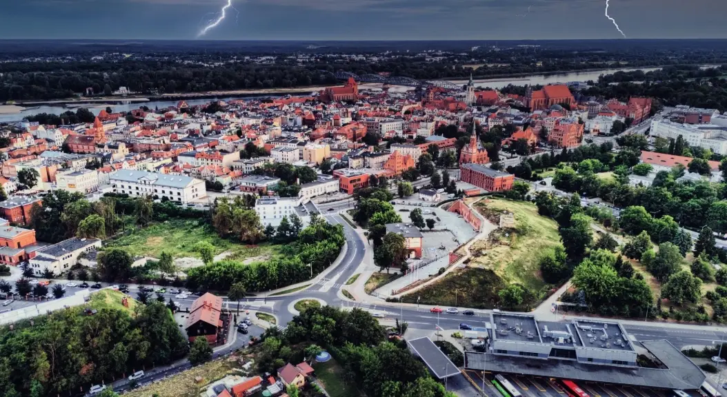 Ostrzeżenie o burzach z gradem w Toruniu