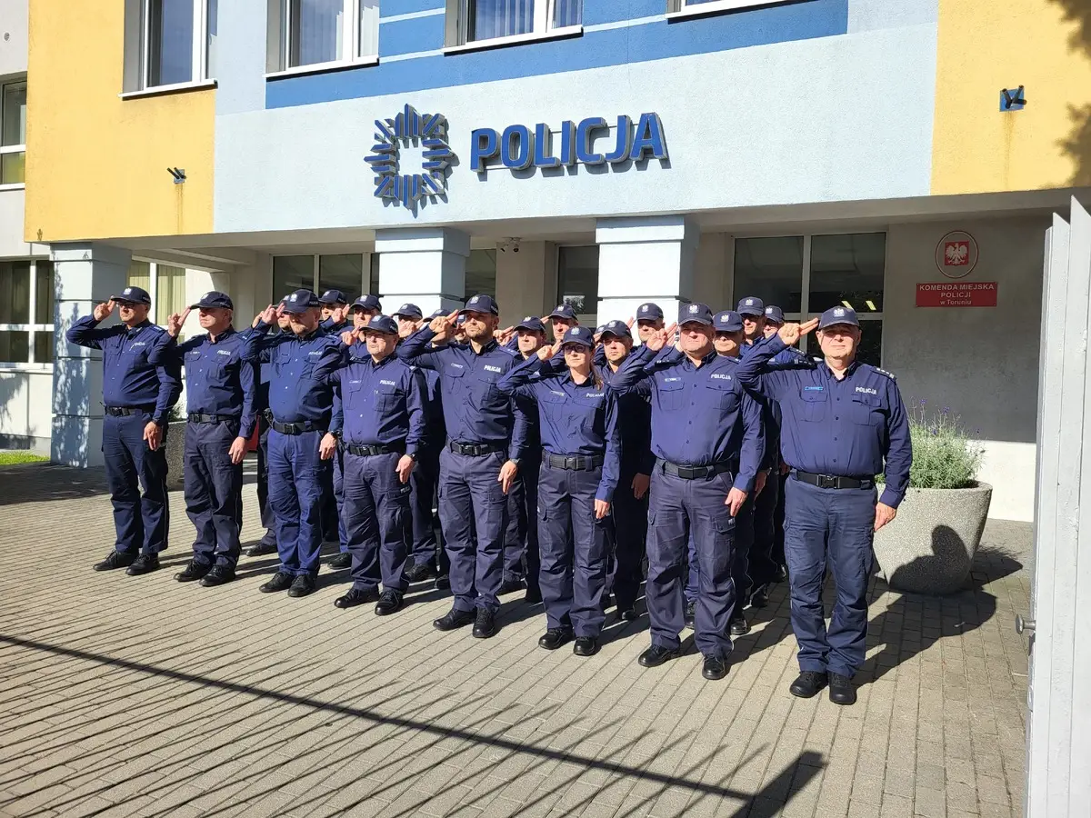 Policjanci oddali hołd zmarłemu podkomisarzowi Natanowi Sieronio