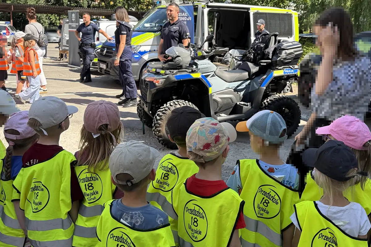 Przedszkolaki w toruńskim Komisariacie Policji